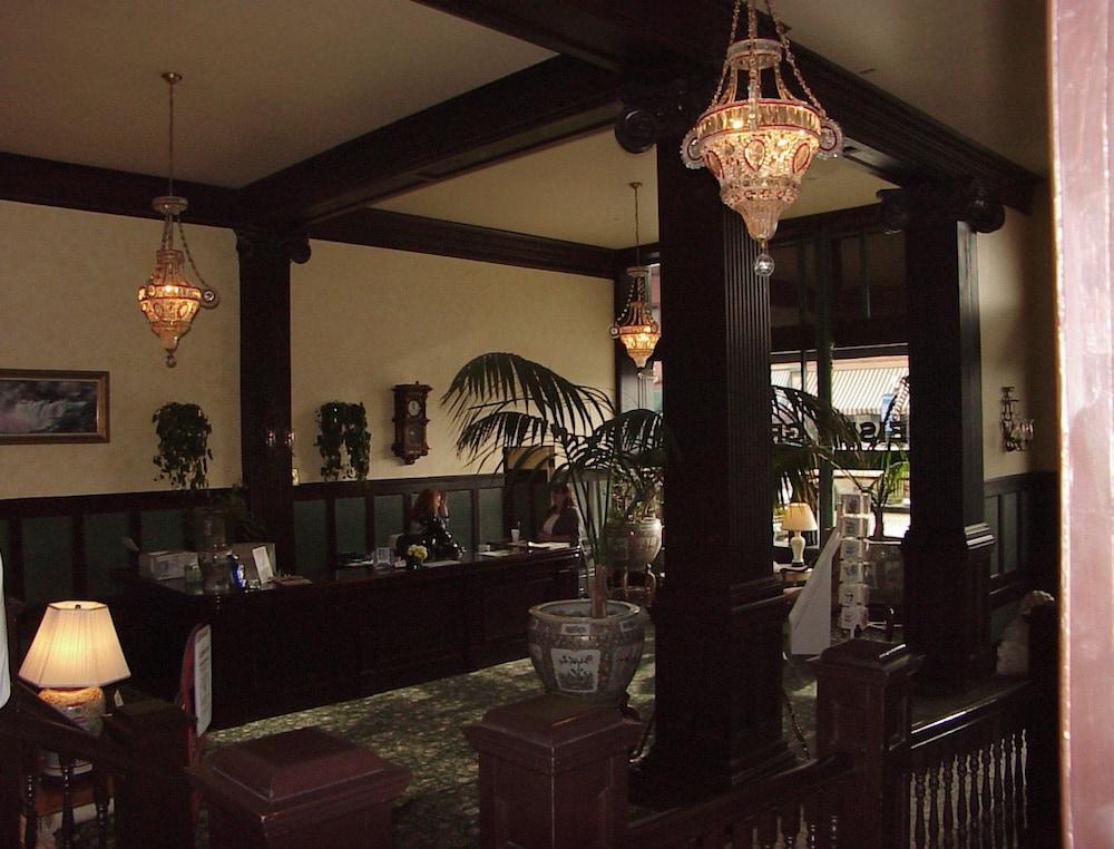 فندق بيكر سيتيفي  فندق جيسر جراند المظهر الخارجي الصورة